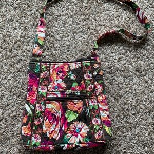Vera Bradley crossbody purse